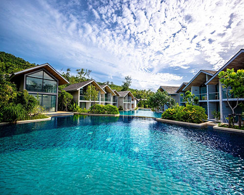 Discover luxury Villas in Phuket, Thailand